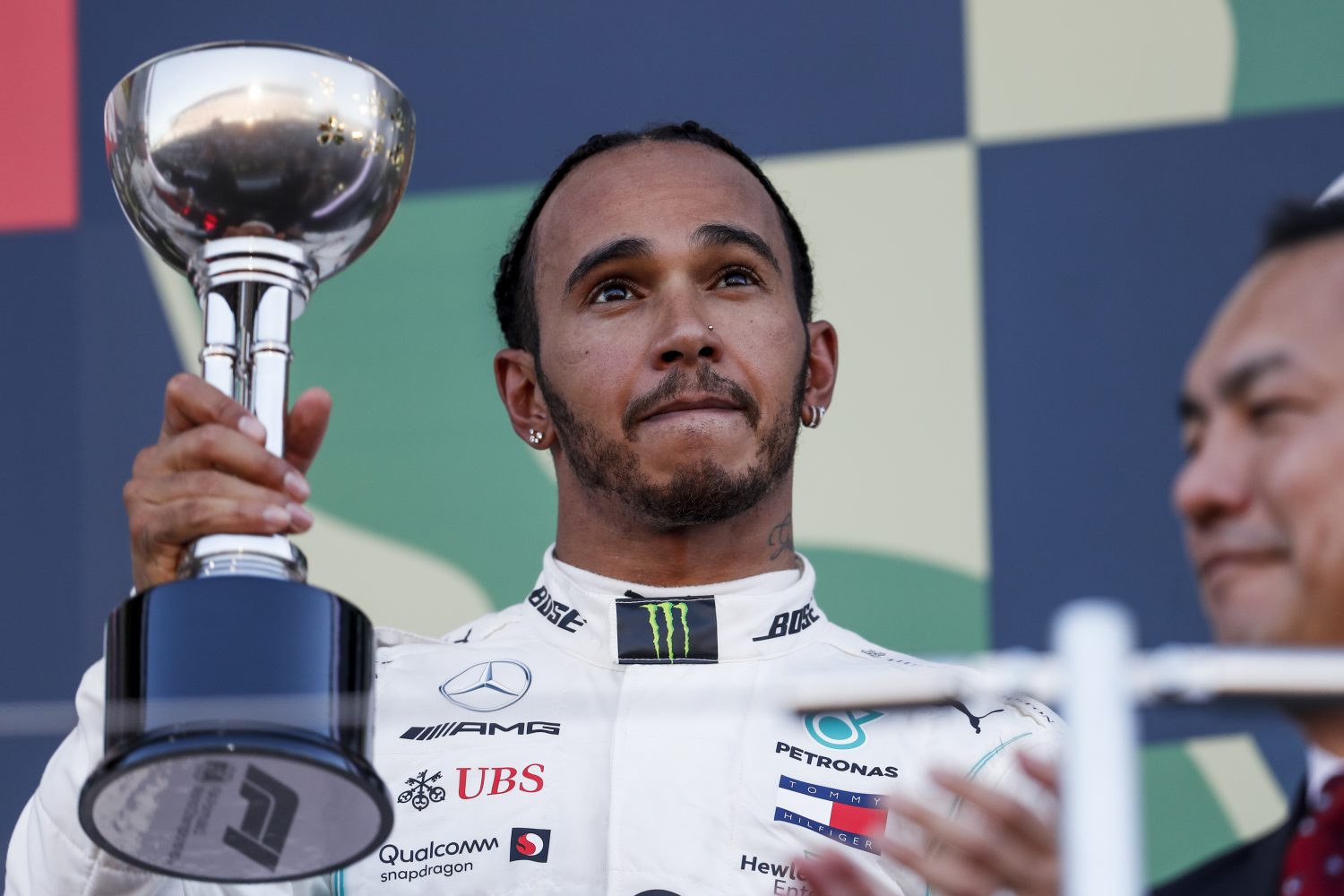Hamilton: ‘De strategie? Dat doet er nu niet meer toe’
