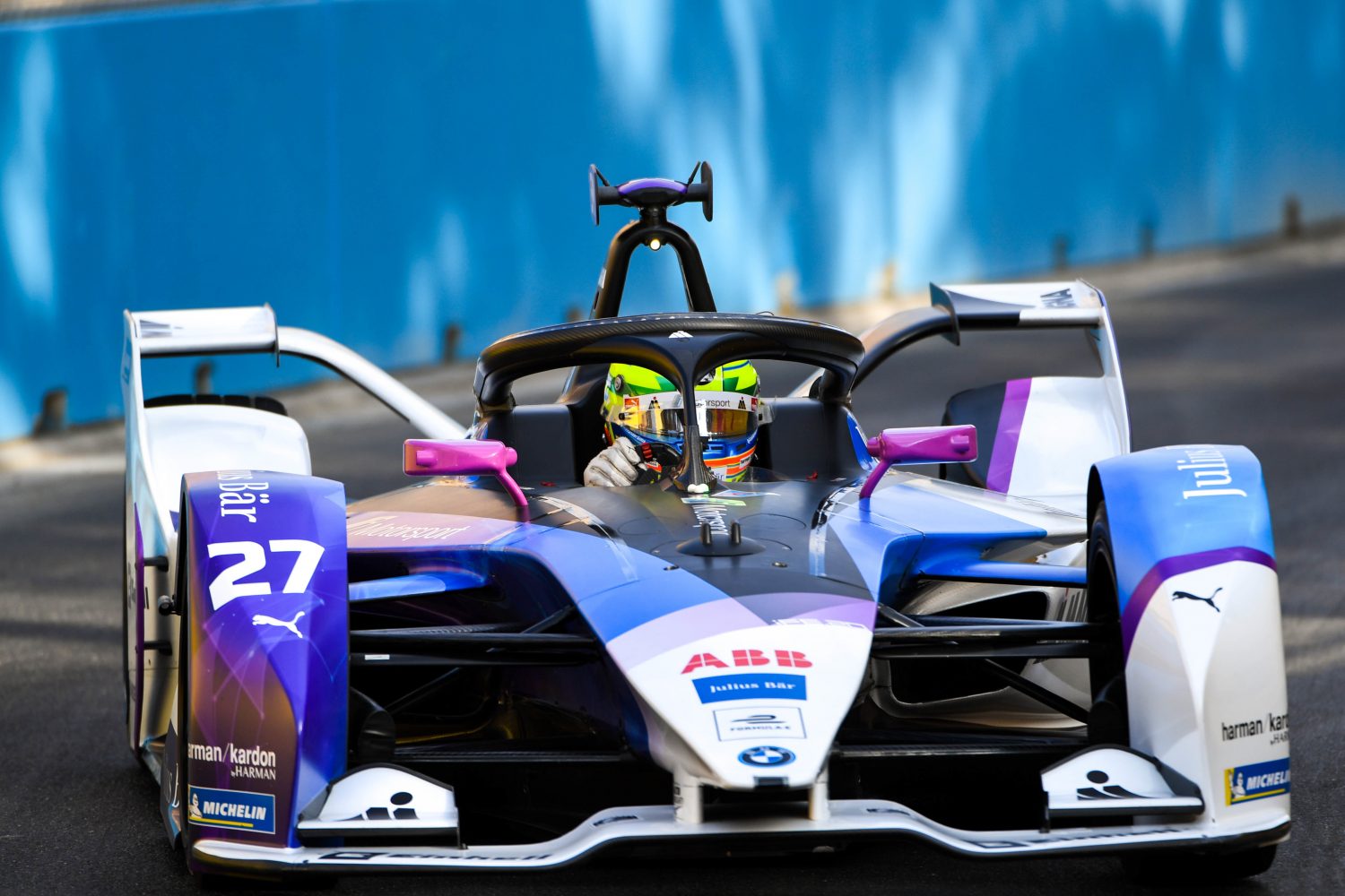 Sims wint tweede race openingsweekend Formule E, De Vries bestraft