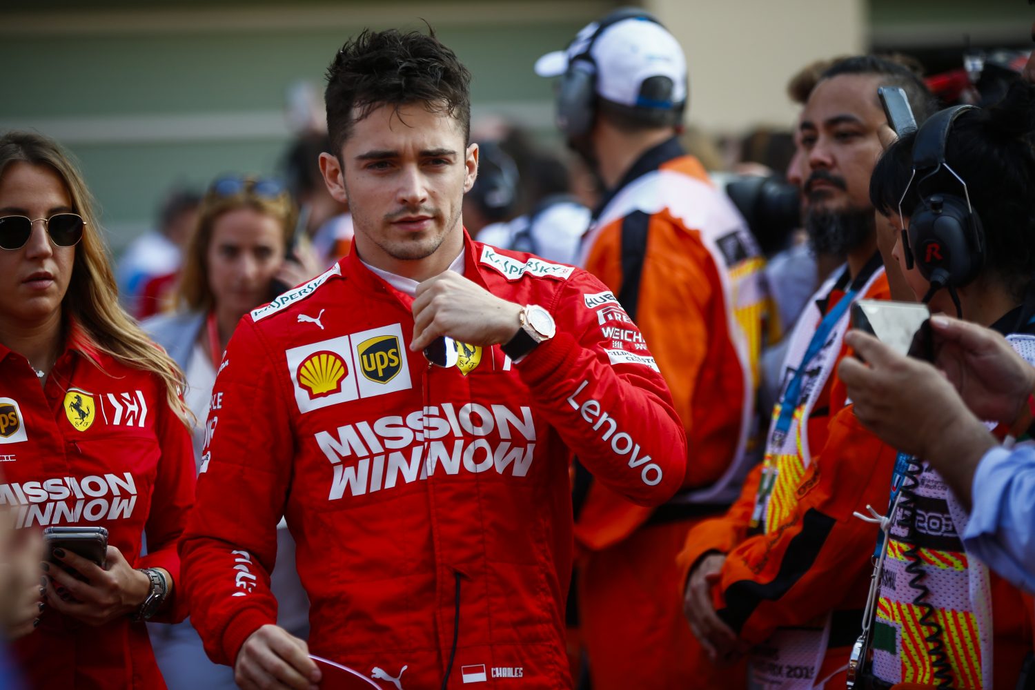 Leclerc dankt Vettel na eerste jaar bij Ferrari: ‘Veel geleerd van Seb’