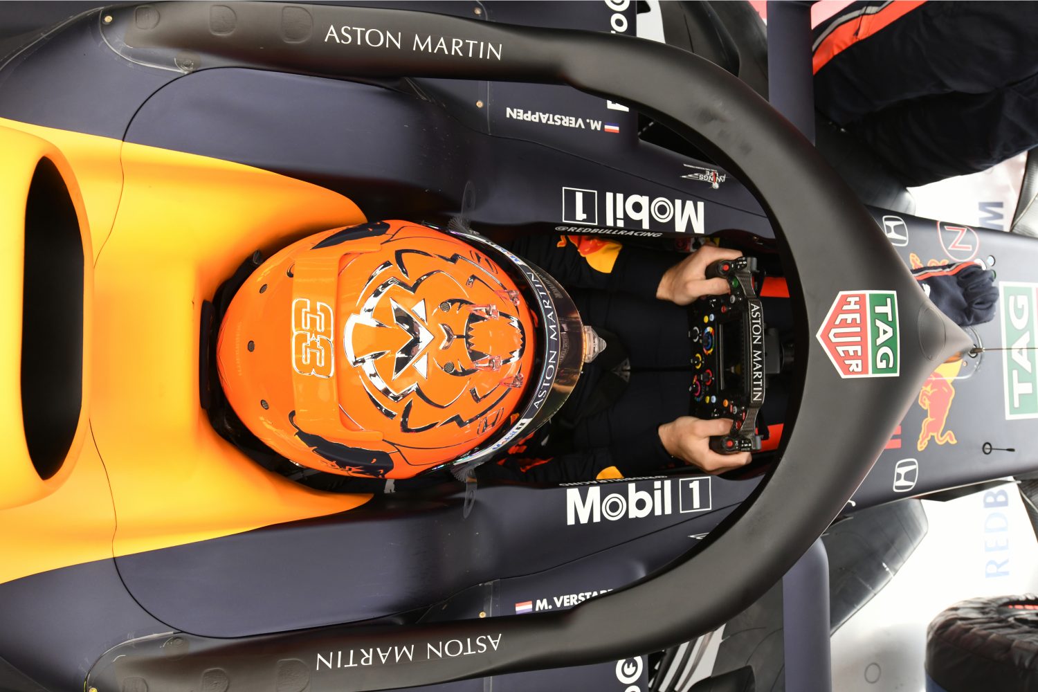 Longread: Vettel, Schumacher en Verstappen, iedereen in de kleuren van helmkoning Jens Munser