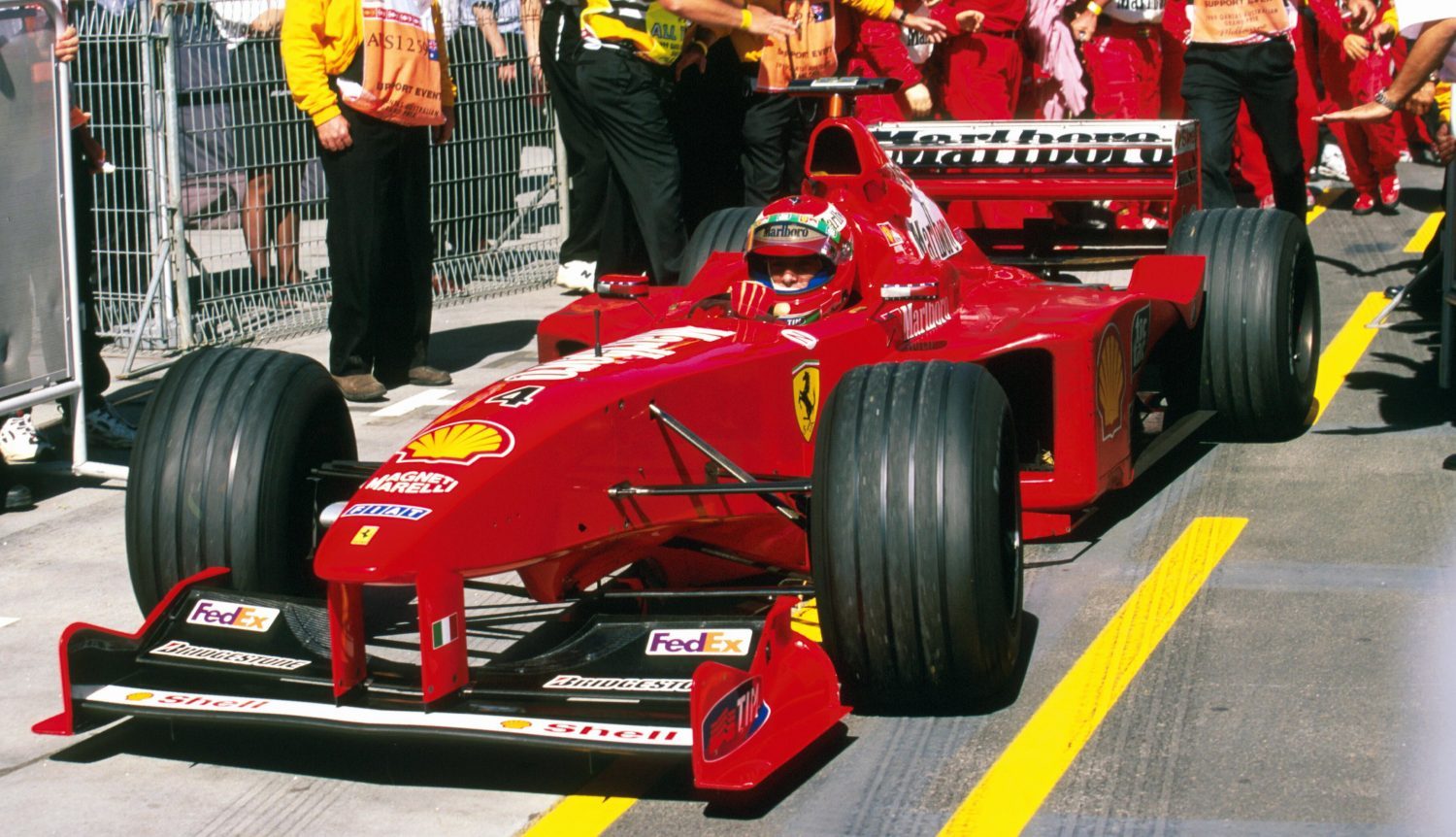 Startnummer 4: Eddie Irvine, playboy en per ongeluk titelkandidaat