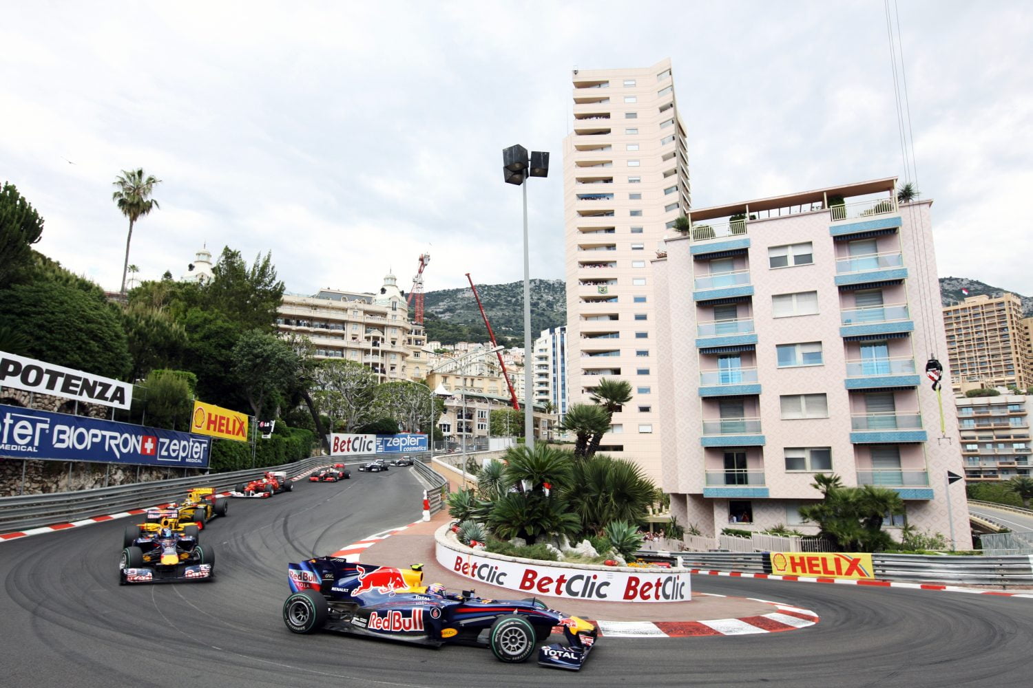 Terugblik 2010: Webber wint tijdens peperduur weekend vol kostbare crashes in Monaco