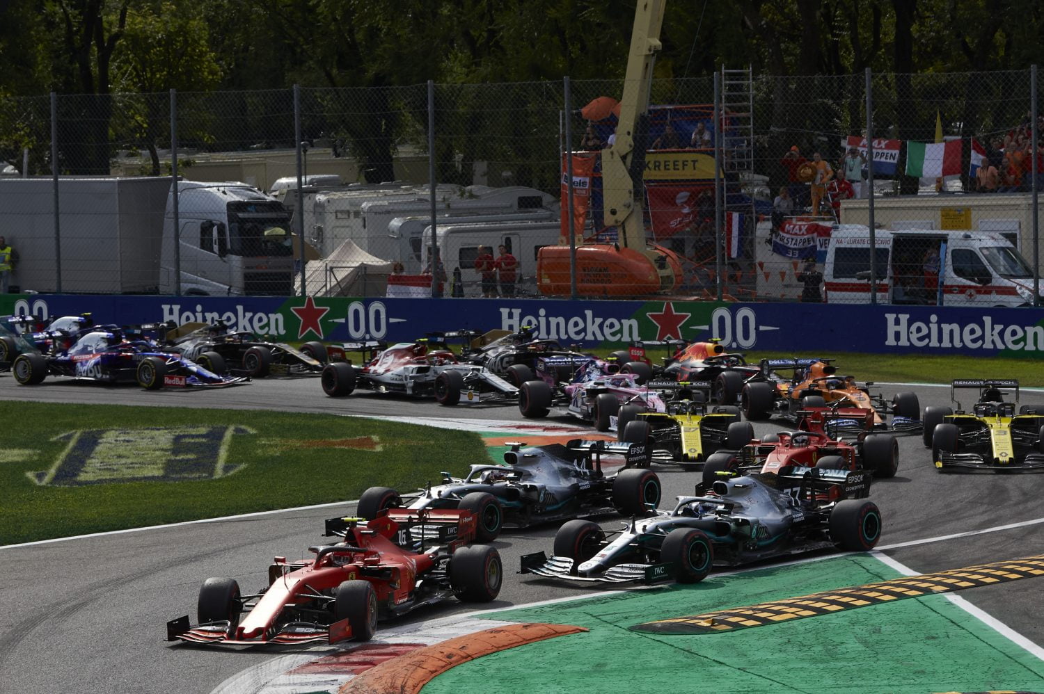 FIA geeft goedkeuring voor ‘regelrevolutie’: Budget cap komt eraan, F1 gaat nieuw tijdperk in