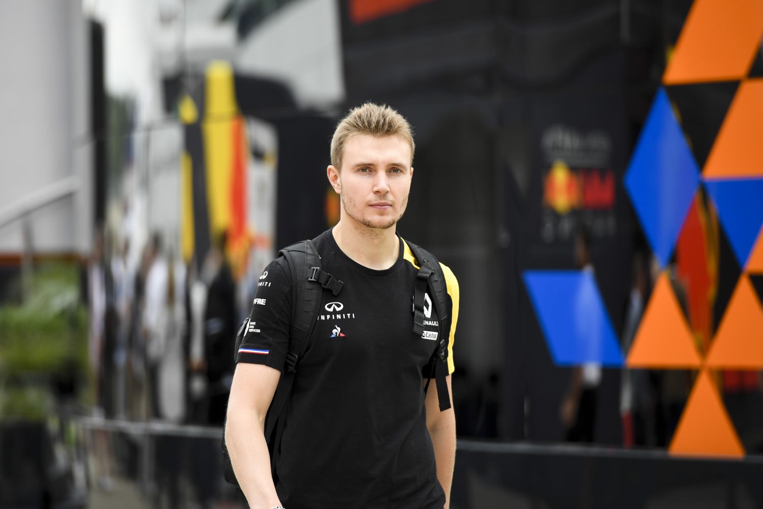 Renault houdt vast aan reserverijder Sirotkin: ‘Moeten plan achter de hand hebben’