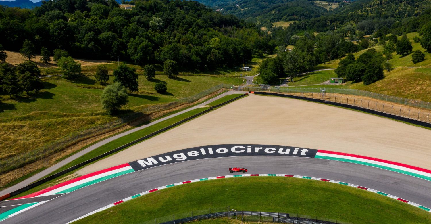 ‘Ferrari krijgt feestje op Mugello, Portimão bijna rond en Imola valt af’