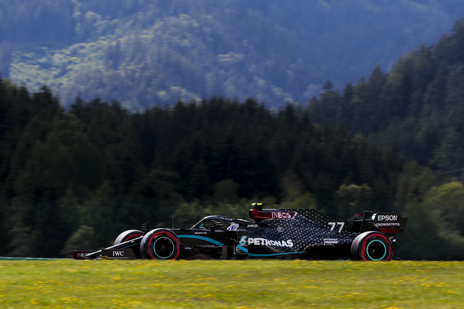 Bottas denkt dat Mercedes progressie heeft geboekt met betrouwbaarheid