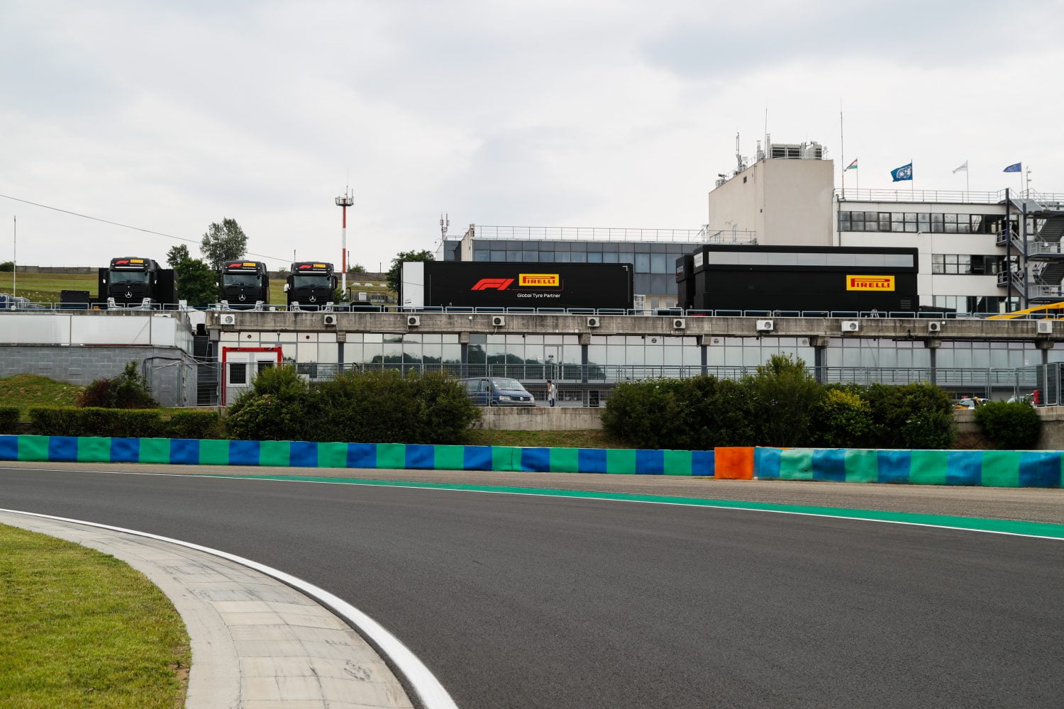 FIA bevestigt twee positieve coronagevallen, zijn geïsoleerd