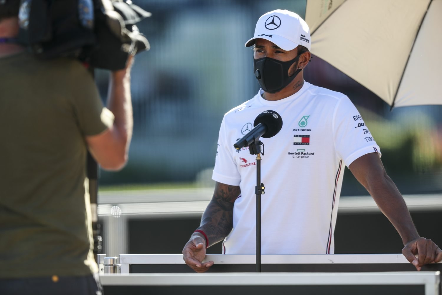 Hamilton: ‘Hoop nog wel een paar jaar door te gaan, zolang ik op dit niveau kan blijven’