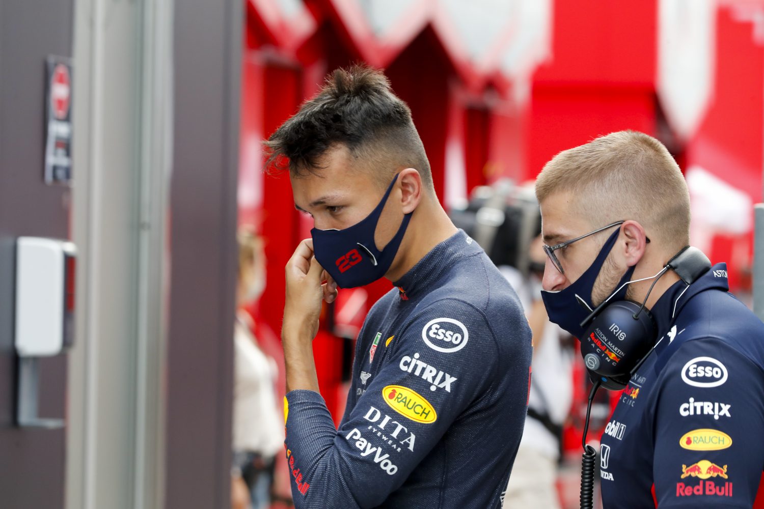 Albon: ‘We zagen er gisteren sterk uit, maar vandaag was gewoon niet goed’