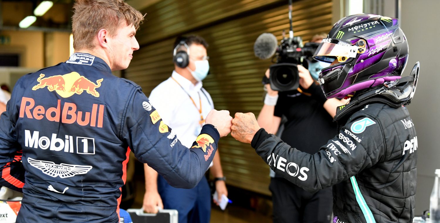 Hamilton gesteund door Max Verstappen: ‘Tijdstraffen én strafpunten wel heel zwaar’