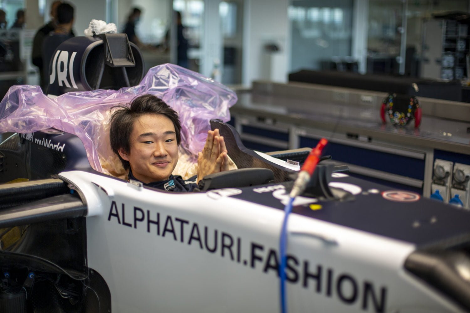 Honda-junior Tsunoda maakt eerste F1-meters