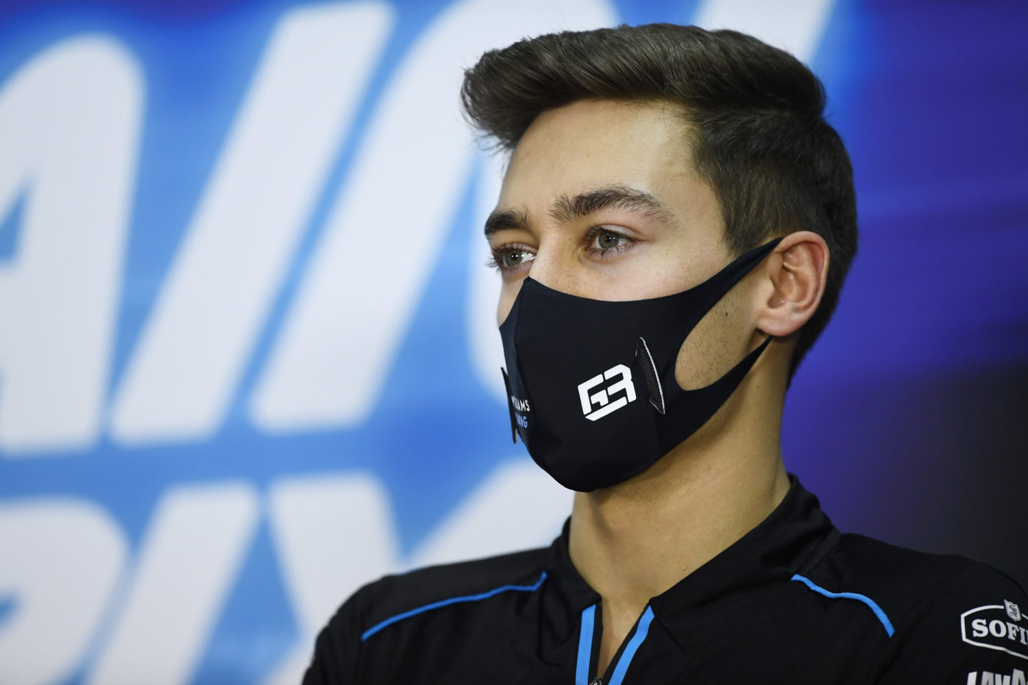 George Russell krijgt zijn kans in een Mercedes, vervangt Hamilton tijdens de Sakhir GP