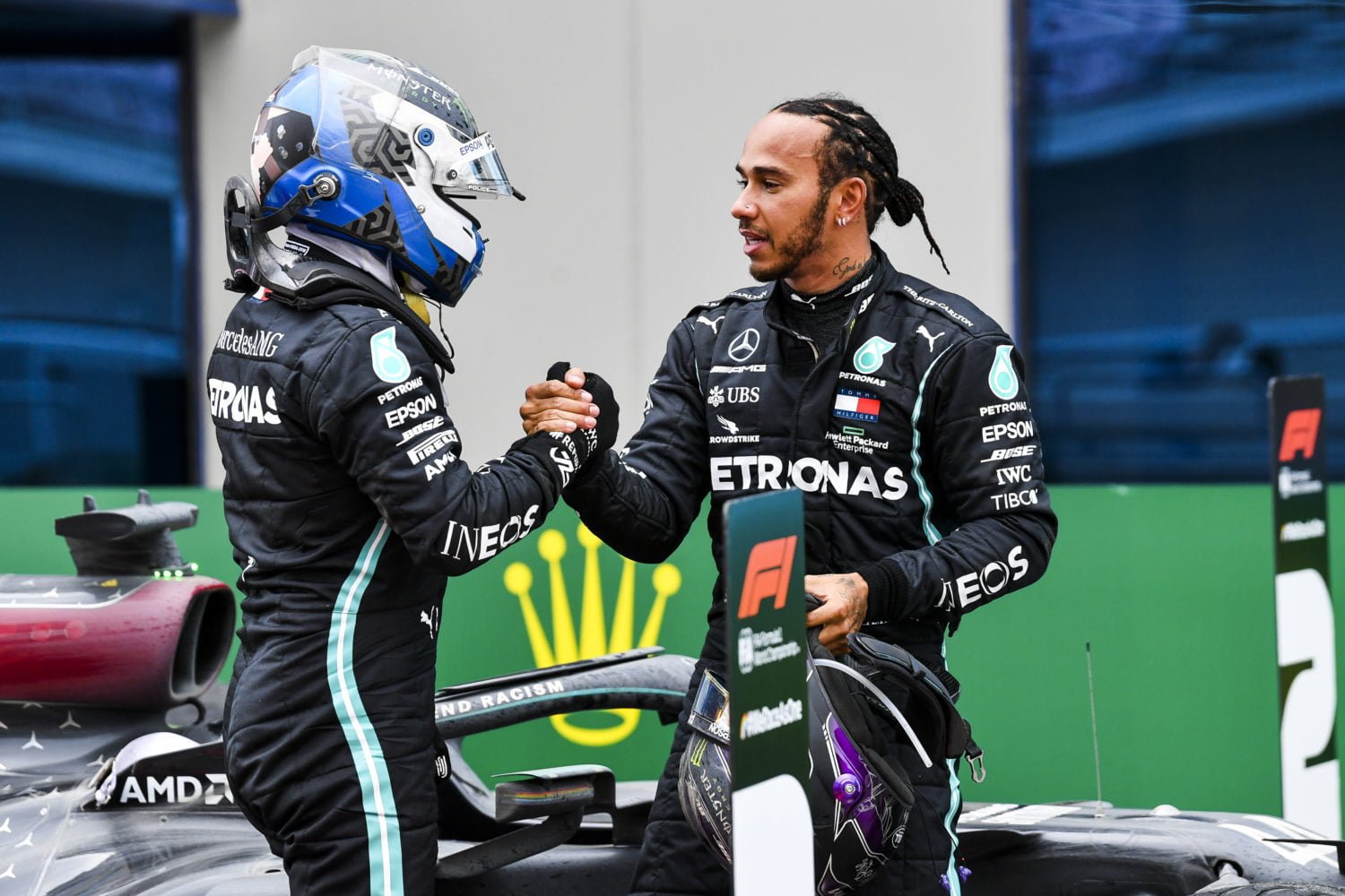 Bottas: ‘Ik ga geen spelletjes spelen met Hamilton zoals Rosberg dat deed’