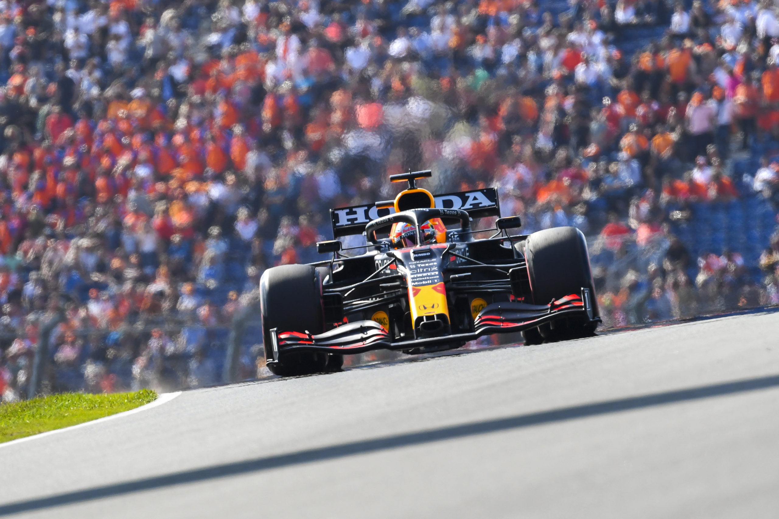 Geslaagde Vrijdag Dutch Gp F1 Omarmt Omgetoverd Circuit Zandvoort Formule1 Nl