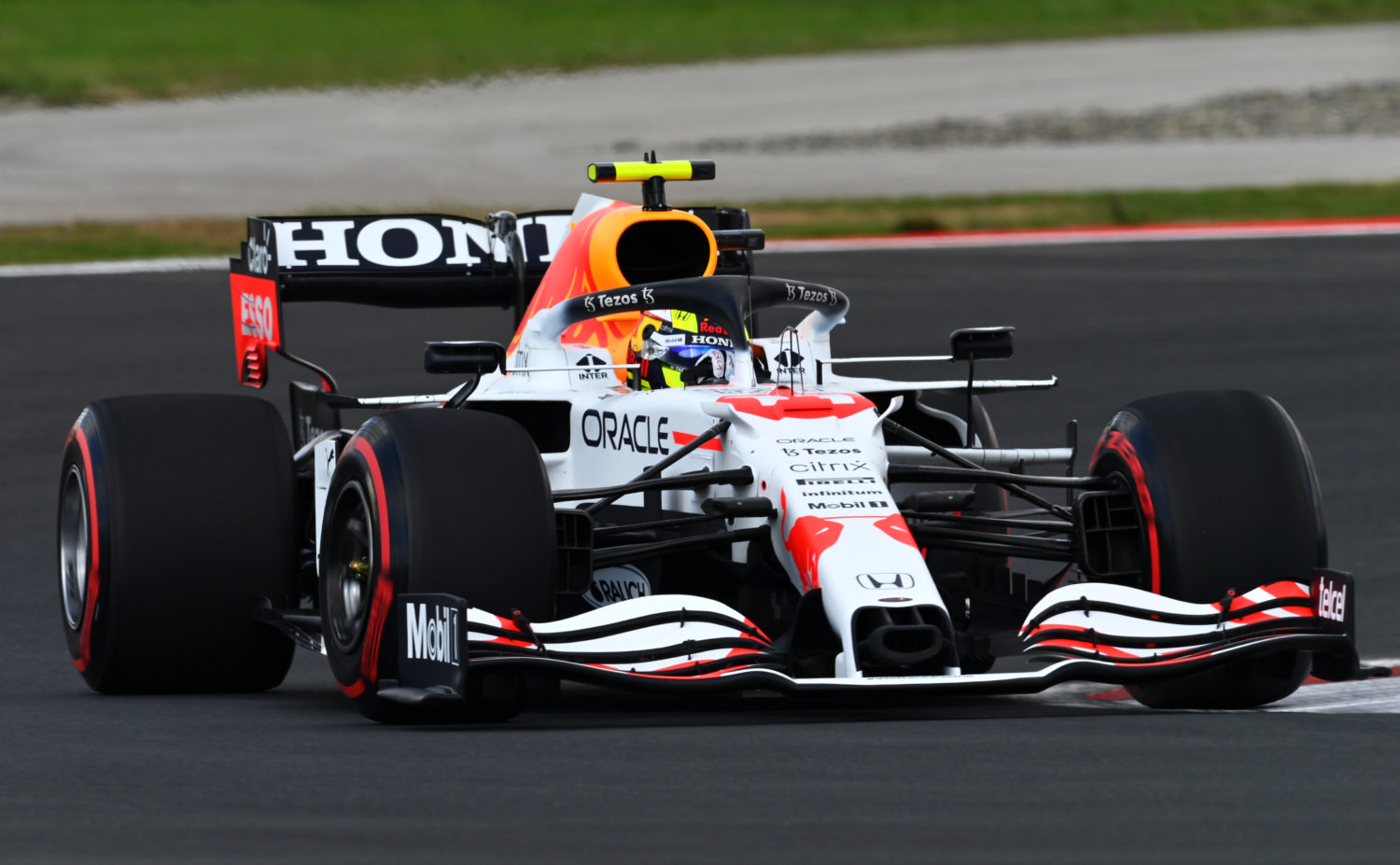 Sergio Pérez in de Red Bull op Istanbul Park