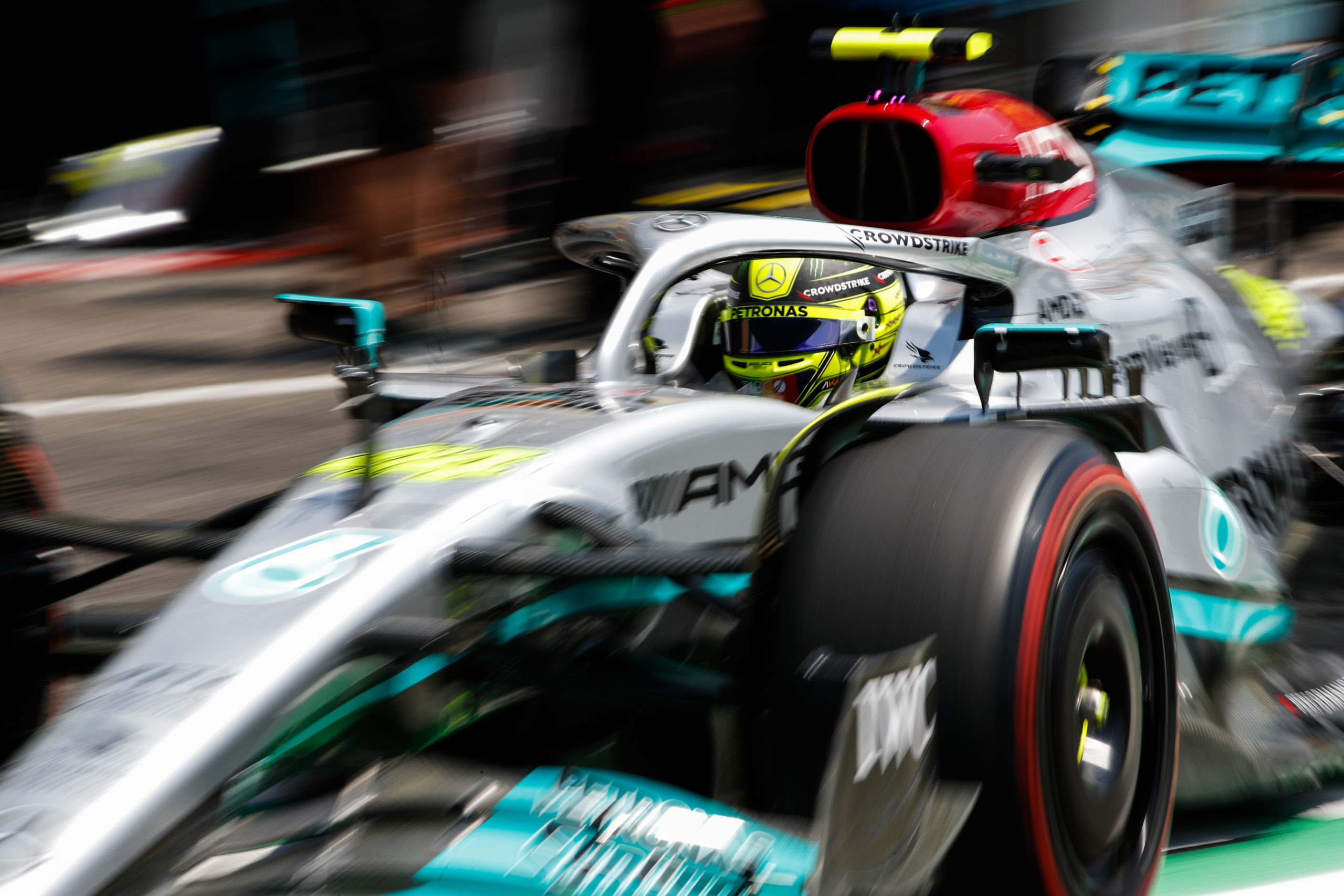 Hamilton stringe ancora le mani di otto decimi: “Il Gatt è troppo grande…”