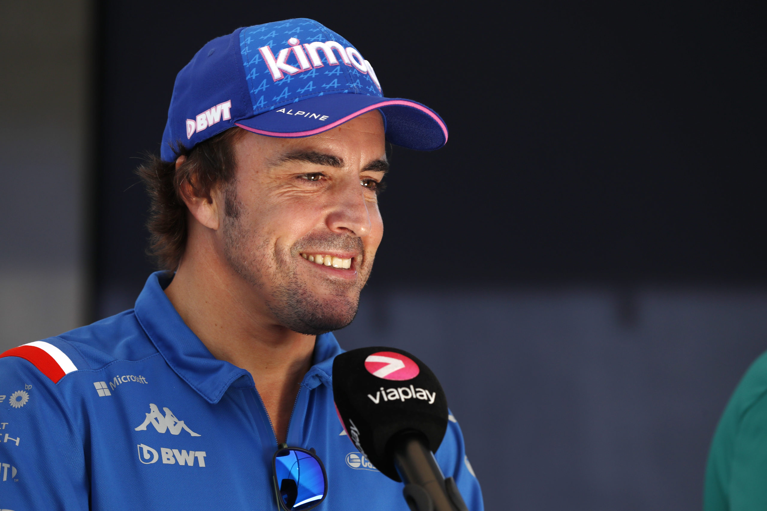 Alonso si aspetta che Verstappen sia “migliore” ora che ha vinto il suo secondo titolo