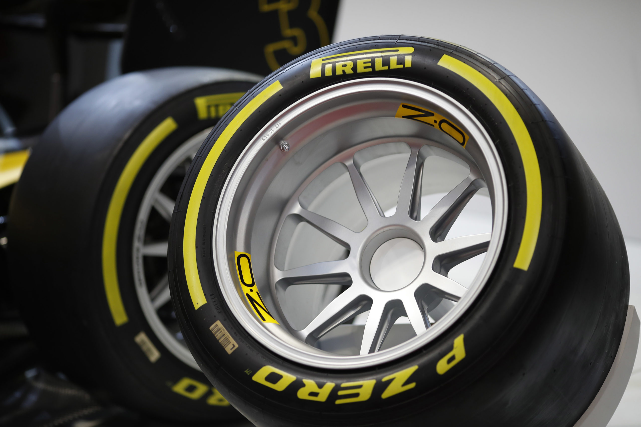 Ricercato: fornitore di pneumatici di Formula 1