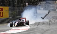 Max Verstappen crasht in Monaco in 2015 na contact met Romain Grosjean - foto ANP