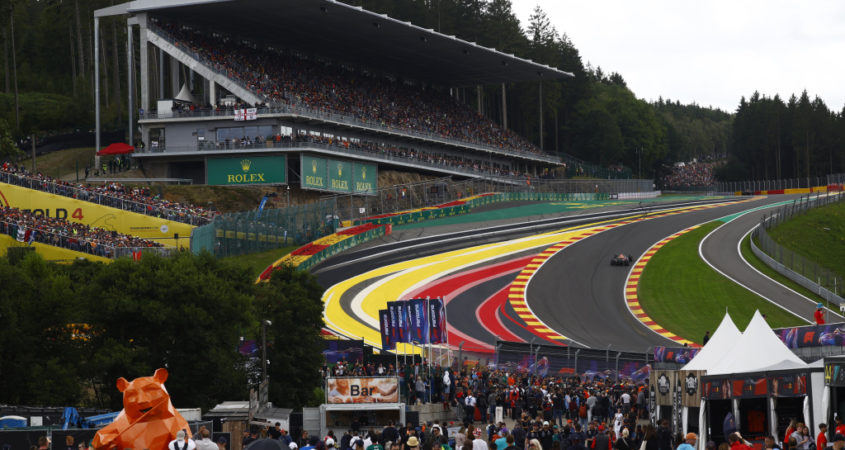 Max Verstappen in actie op Spa-Francorchamps