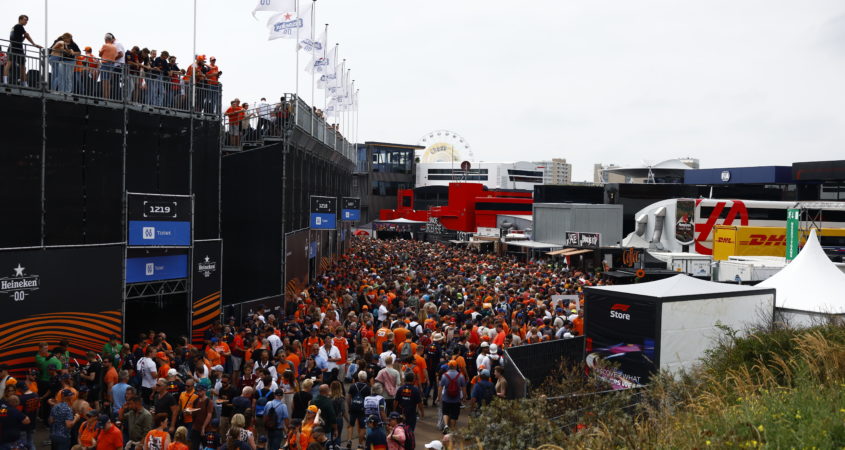 Fans op het circuit van Zandvoort