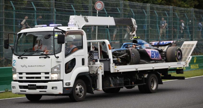 Pierre Gasly crash Japan.