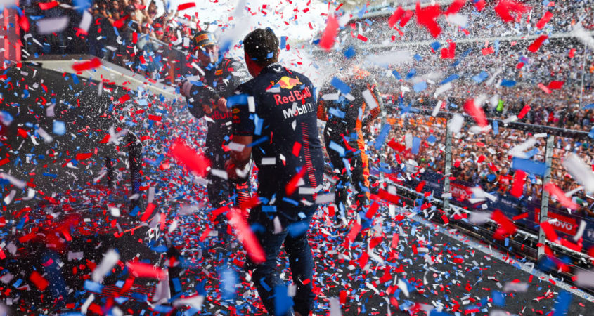 Max Verstappen viert feest in Austin.