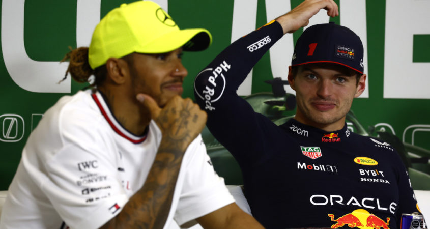 Lewis Hamilton en Max Verstappen