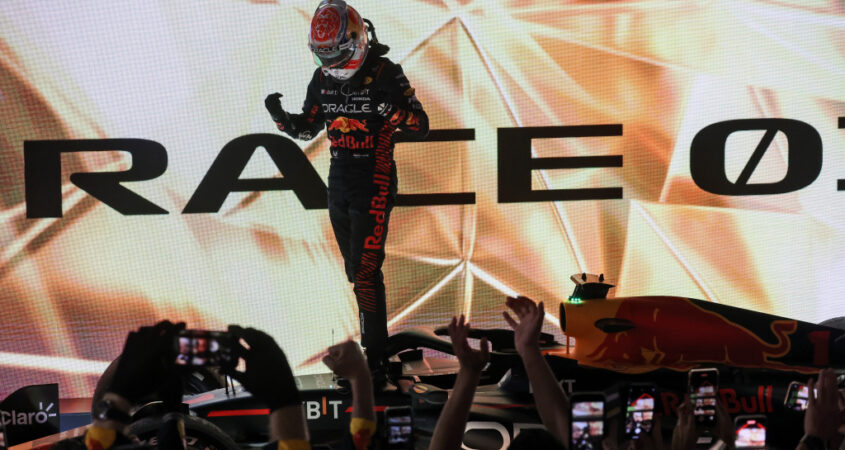 Max Verstappen wint Grand Prix Bahrein 2024