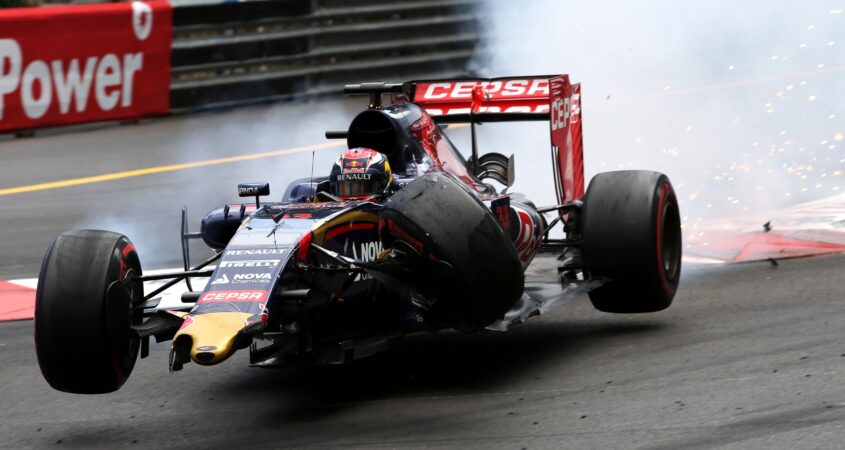 crash Max Verstappen 2015