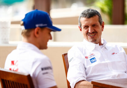 Günther Steiner en Mick Schumacher