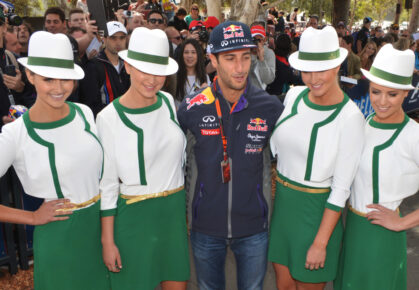 Daniel Ricciardo grid girls