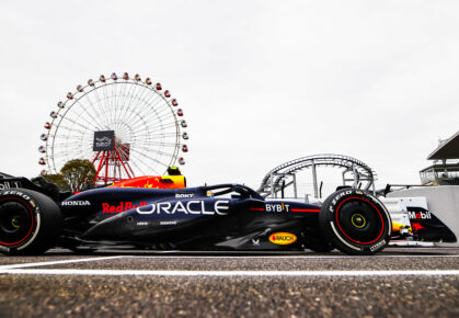 Verstappen pole Japan