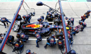 pitstop max verstappen suzuka