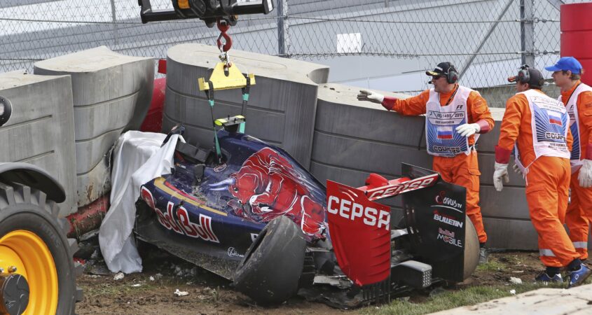 Toro Rosso crash