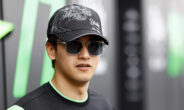 Guanyu Zhou