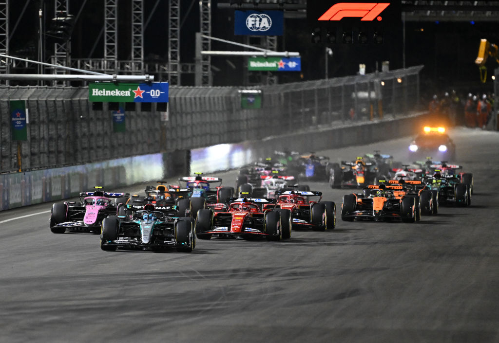 Grand Prix Las Vegas Start: Russell Leads, Leclerc Impresses