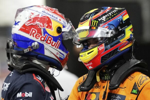 Piastri Verstappen