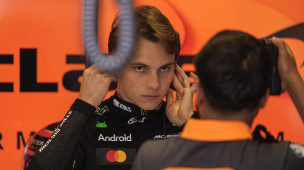 Piastri verzekert zich van poleposition in Imola: ‘Hele zware sessie’