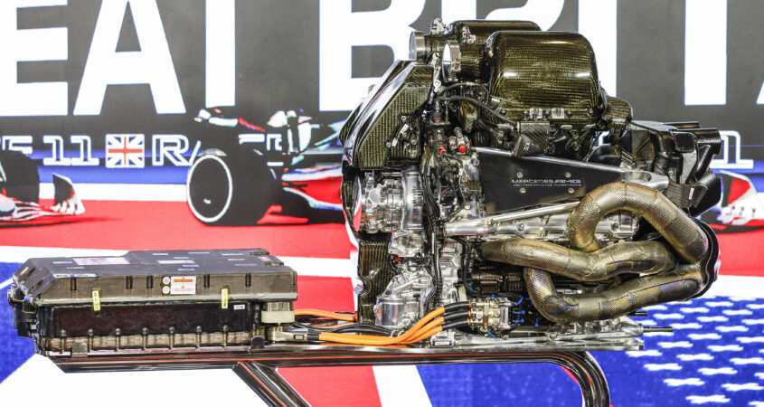 Hybride V8