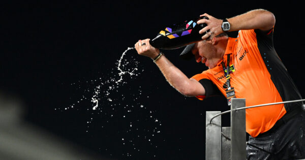 WK opnieuw voor het grijpen voor McLaren, titel gloort in Singapore