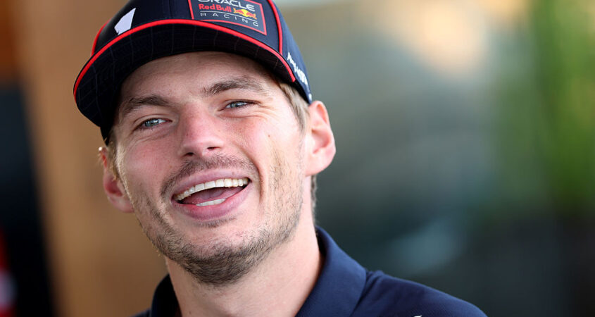 Verstappen pole
