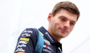 Verstappen lach Red Bull