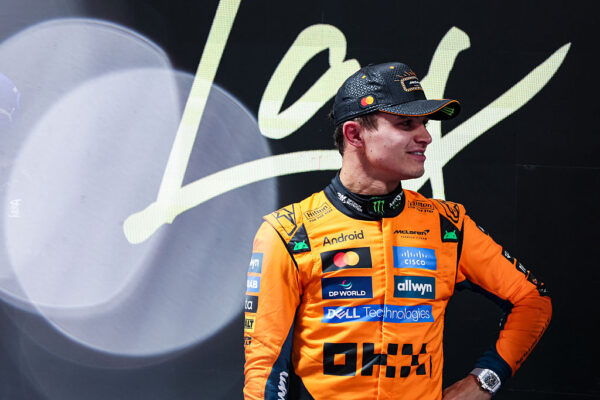 Lando Norris erkent fout bij start GP Las Vegas: ‘Ik wilde er een show van maken’