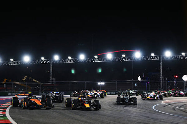 WK-stand na GP Las Vegas: Verstappen wint, Norris verstevigt koppositie in WK