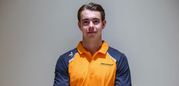Richard Verschoor voegt zich bij talentenprogramma McLaren: ‘Speciaal moment’