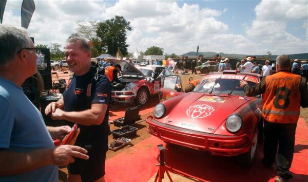 Jos Verstappen sluit af met sterk optreden in Safari Classic Rally in Afrika