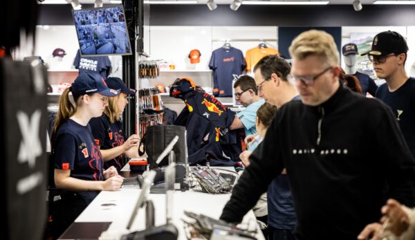 Max Verstappen-fanshop in Swalmen moet deuren sluiten na overname