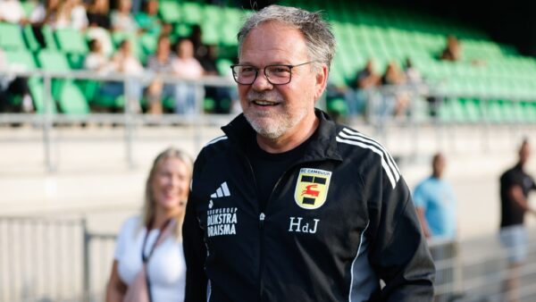 Aftellen naar Abu Dhabi met…Voetbaltrainer Henk de Jong: ‘Ook bij Cambuur leeft F1, Max is bovenmenselijk’