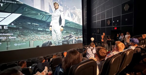 Onze man in F1: Film in Canada